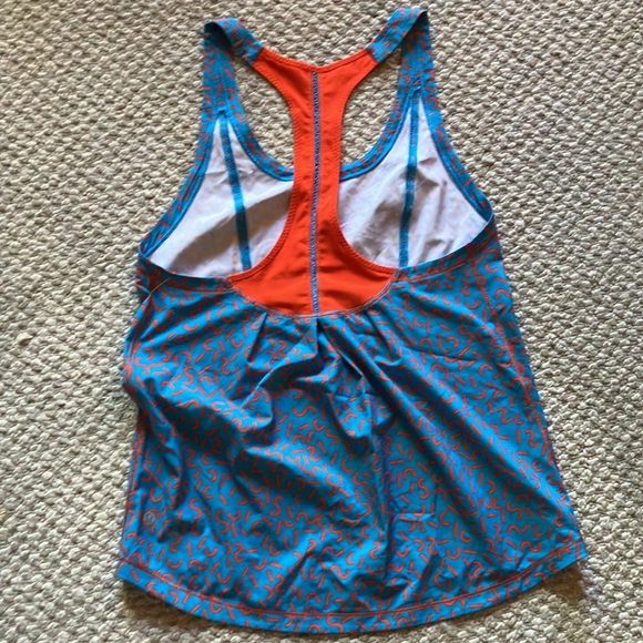 Lululemon seawheeze preloved top - Picture 2 of 3